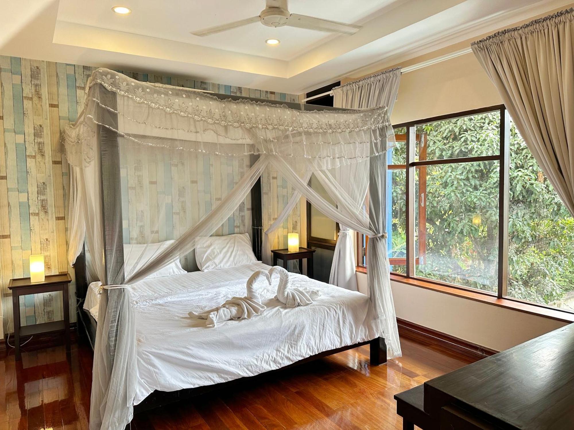 Premium Location 4 Bedroom * Hua Hin